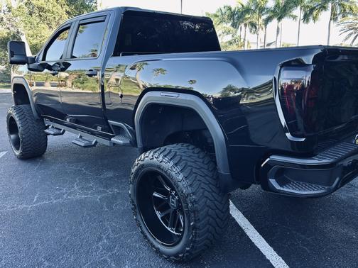 2024 GMC Sierra 2500 Pro