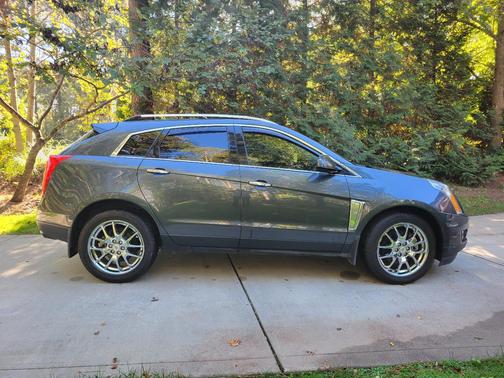 Gray 2013 Cadillac SRX Premium Collection
