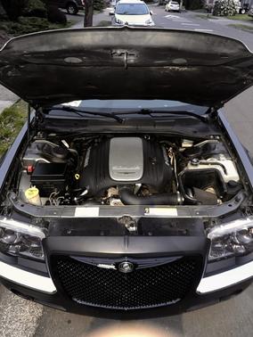 Gray 2008 Chrysler 300C Hemi