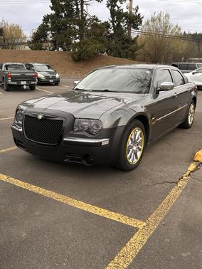 Gray 2008 Chrysler 300C Hemi