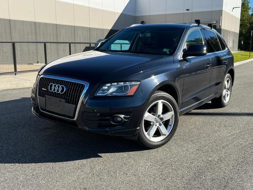 Blue 2012 Audi Q5 2.0T Premium Plus