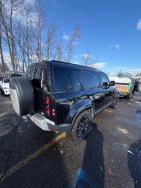 2022 Land Rover Defender S