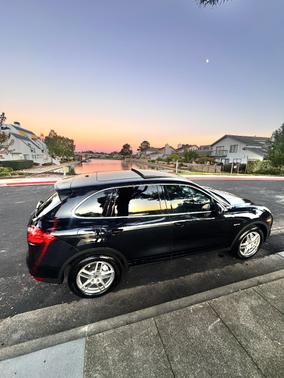 2014 Porsche Cayenne Cayenne S Hybrid