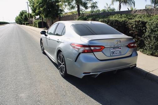 2019 Toyota Camry SE