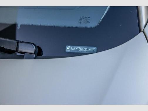 2007 Jaguar XKR Base