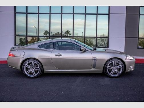 2007 Jaguar XKR Base