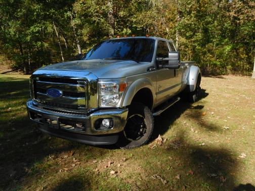 2003 Ford F-350 XLT SuperCab Super Duty DRW