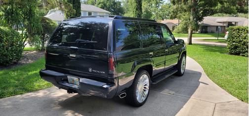 2000 Cadillac Escalade 4WD