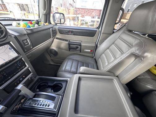 2004 Hummer H2 Base