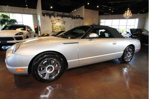 Photo 3 of 7 of 2004 Ford Thunderbird Premium