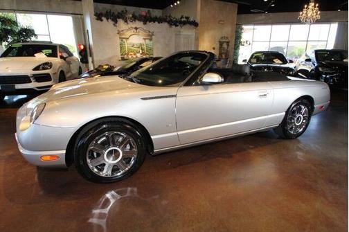 Photo 4 of 7 of 2004 Ford Thunderbird Premium
