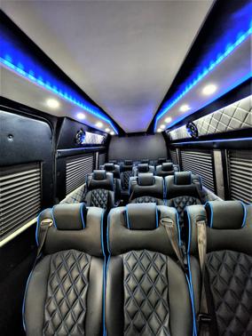 Photo 3 of 15 of 2019 Mercedes-Benz Sprinter 3500XD High Roof