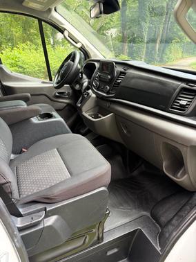 White 2022 Ford Transit-250 Base