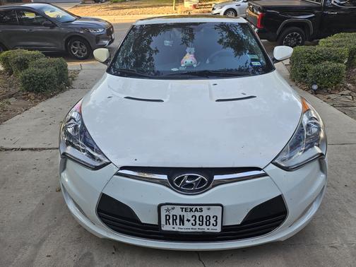 2013 Hyundai Veloster Base