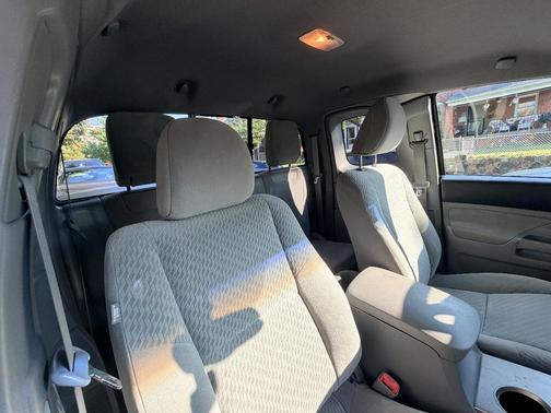 Gray 2009 Toyota Tacoma Access Cab