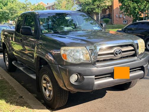 Gray 2009 Toyota Tacoma Access Cab