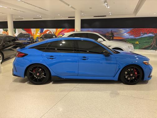 2023 Honda Civic Type R Base