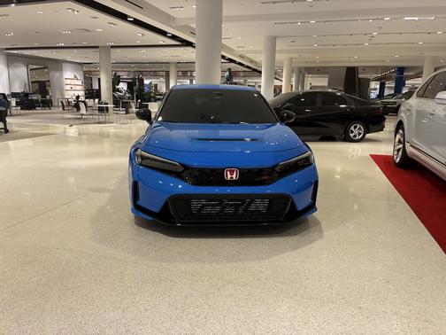 2023 Honda Civic Type R Base