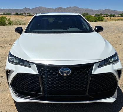 2019 Toyota Avalon Hybrid XSE