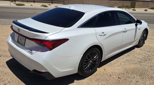 2019 Toyota Avalon Hybrid XSE