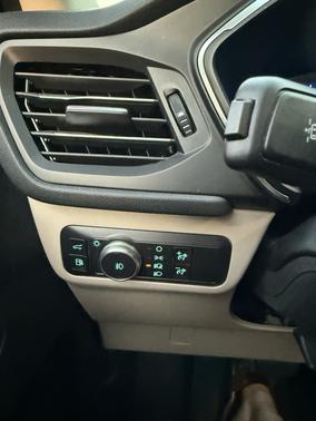 2020 Ford Escape Titanium Hybrid