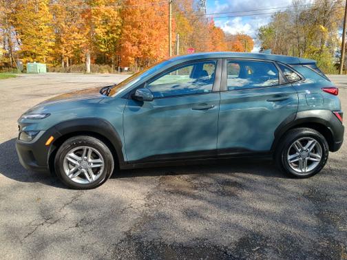 2022 Hyundai KONA SE