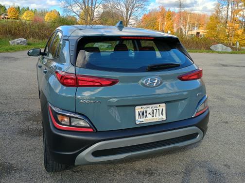2022 Hyundai KONA SE