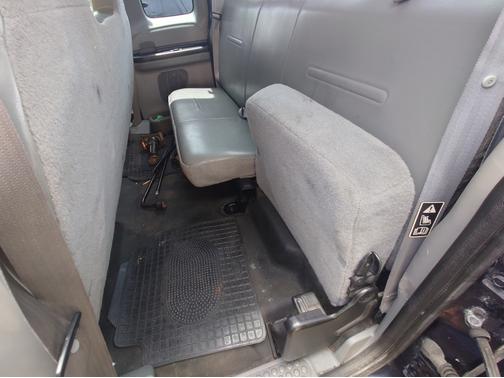 2003 Ford F-250 XL SuperCab Super Duty
