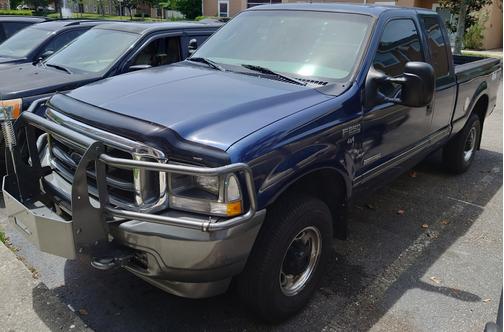 2003 Ford F-250 XL SuperCab Super Duty