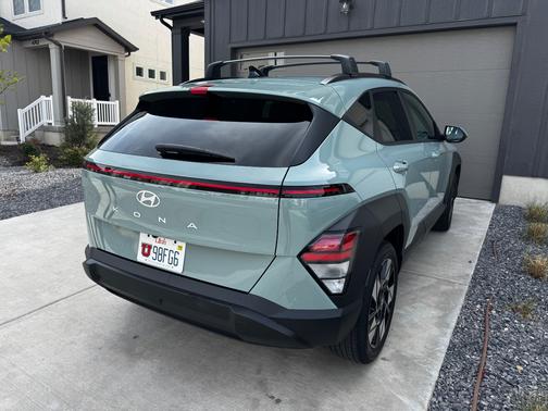 Green 2024 Hyundai KONA SEL