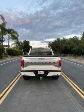 2016 Ford F-150 Platinum