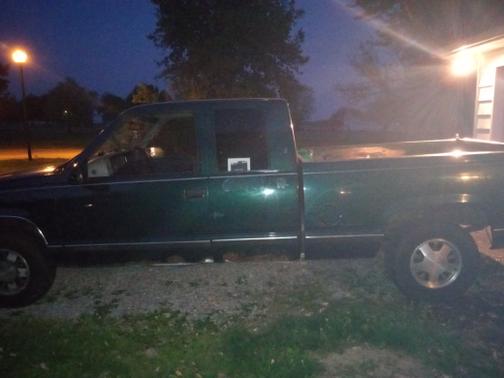 Photo 3 of 4 of 1998 GMC Sierra 1500 SL Extended Cab