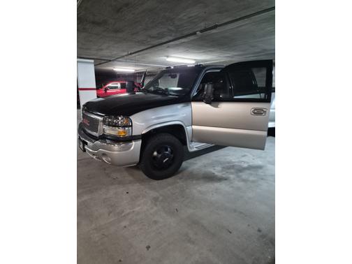 Black 2005 GMC Sierra 3500 SLE Crew Cab