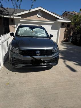 Gray 2024 Volkswagen Tiguan 2.0T SE R-Line Black