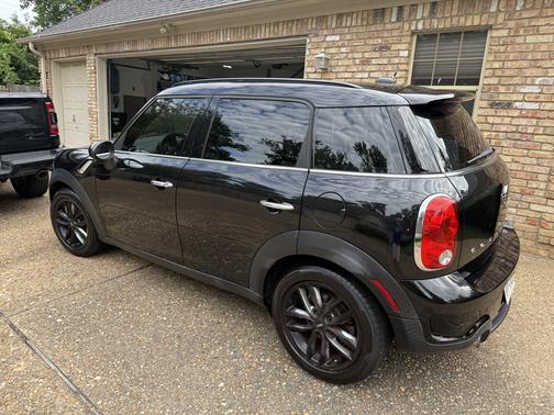 Black 2014 MINI Countryman Cooper S