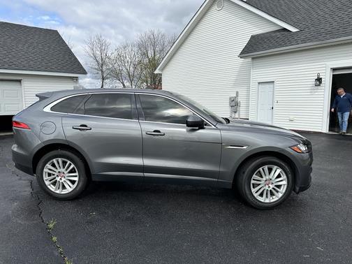 2019 Jaguar F-PACE 25t Prestige
