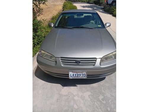 1998 Toyota Camry LE V6