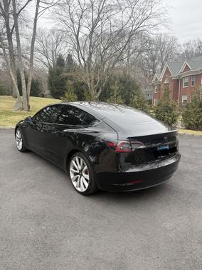 2018 Tesla Model 3 Performance