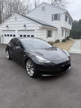 2018 Tesla Model 3 Performance