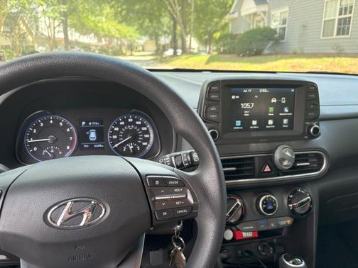 2021 Hyundai KONA SE