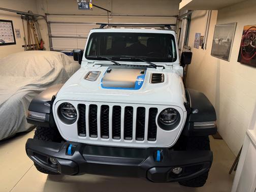 White 2022 Jeep Wrangler Unlimited 4xe Rubicon
