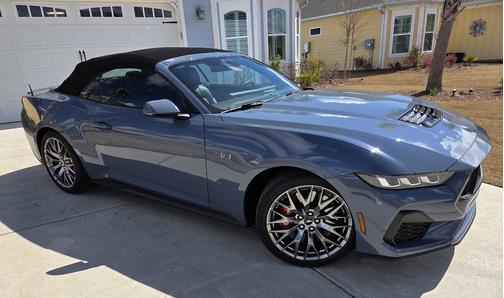 2024 Ford Mustang GT Premium