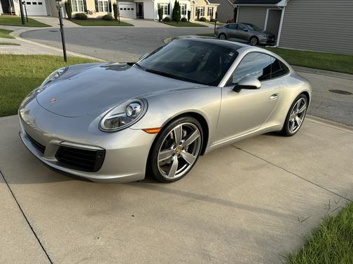 Silver 2018 Porsche 911 911 Carrera