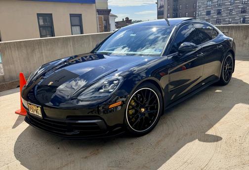 Black 2018 Porsche Panamera Panamera 4