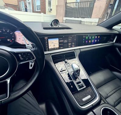 Black 2018 Porsche Panamera Panamera 4