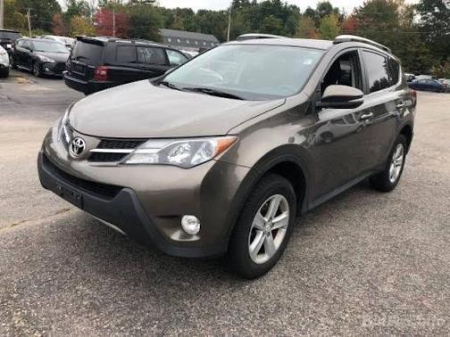 Gray 2013 Toyota RAV4 XLE