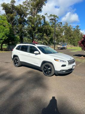 2016 Jeep Cherokee Altitude