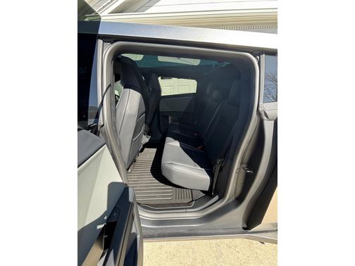 2024 Tesla Cybertruck AWD