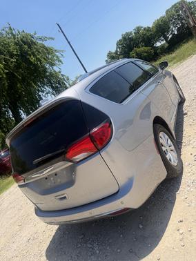 Silver 2019 Chrysler Pacifica Touring L