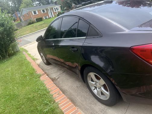 Black 2016 Chevrolet Cruze Limited 1LT